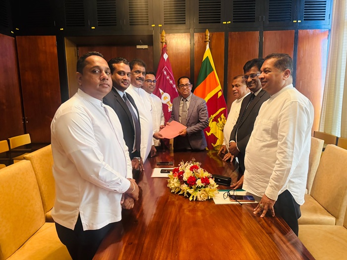 Opposition submits No‑Confidence Motion against Justice Minister