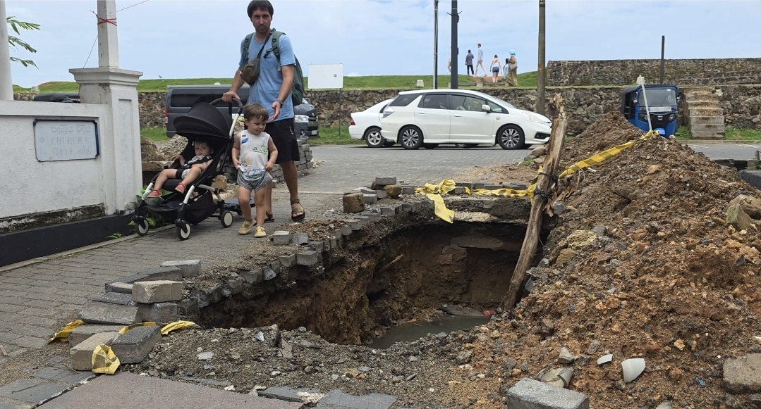 Road collapse forces closure of street inside Galle Fort